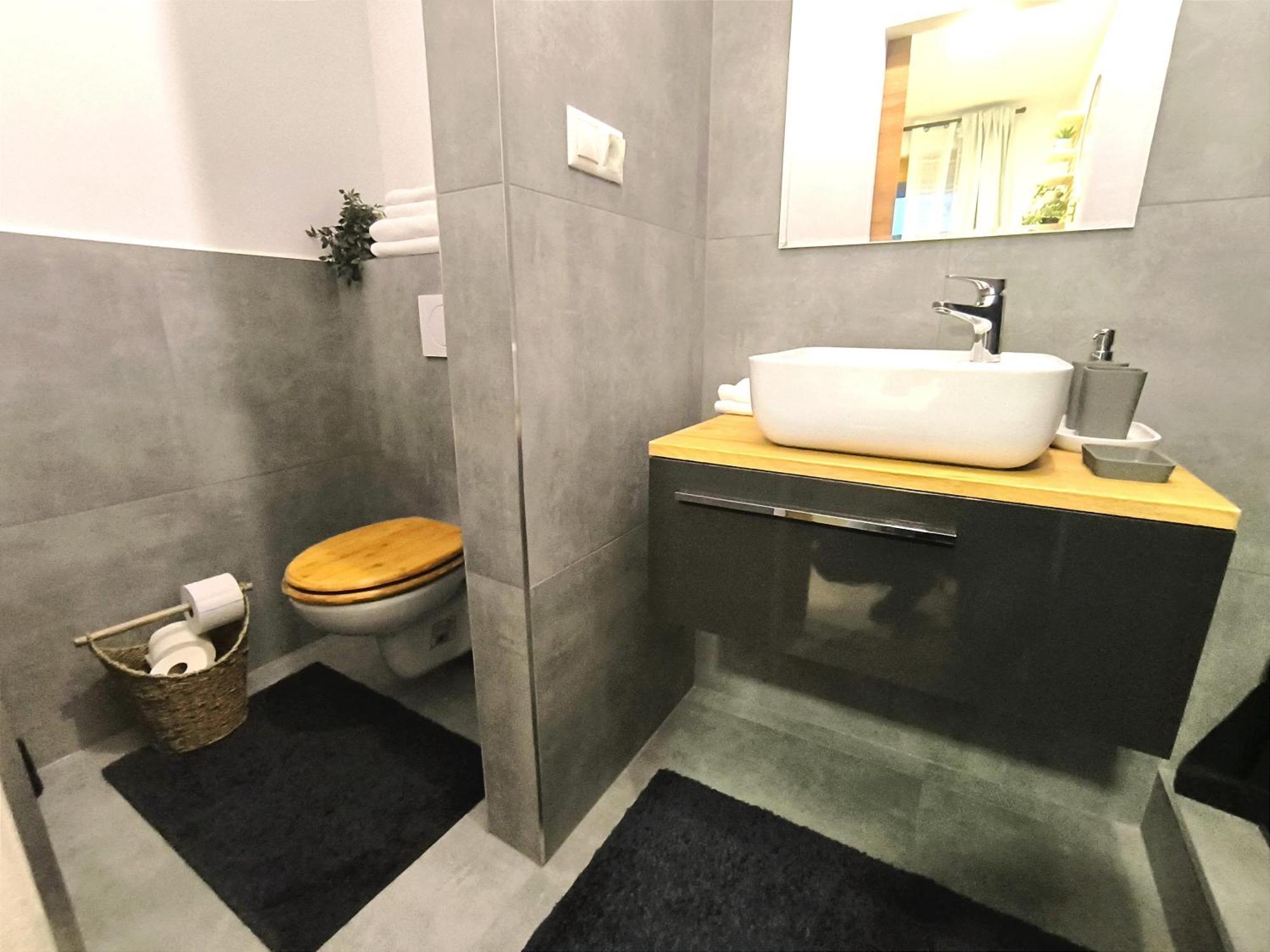 Park Borik 4you & Free Parking Apartment
